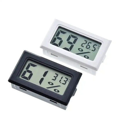 Cyfrowy termohigrometr wewnętrzny Mini LCD 2 baterie guzikowe DC 1,5 V LR44