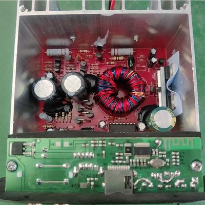 Lampa subwoofera 50W Karta TF Płyta główna BT Akcesoria audio WZMACNIACZ SAMOCHODOWY Prywatna forma NR