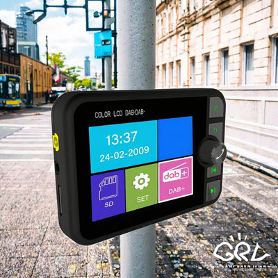 2.4-calowy kolorowy LCD DAB/DAB+ Odbiornik radiowy BT Bezprzewodowy Kompatybilny odtwarzacz MP3 FM Transmisja sygnału cyfrowego samochodu przez 1 rok